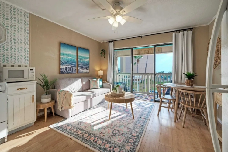 1 Bedroom Apartment