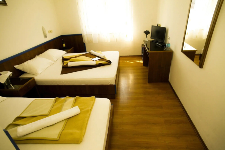 Beach Hotel Plaza