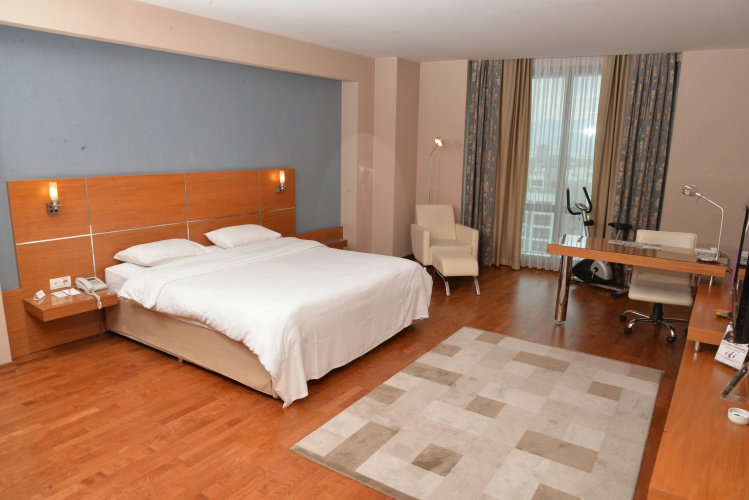 Anemon Kent Çiğli Otel