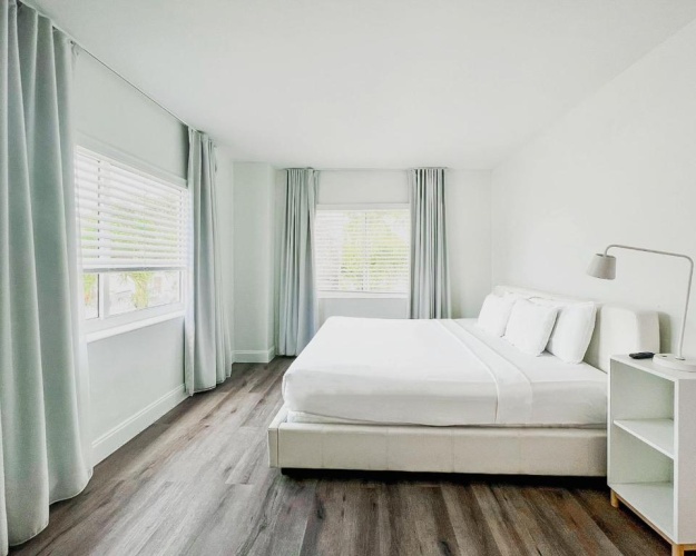 1 Bedroom Suite
