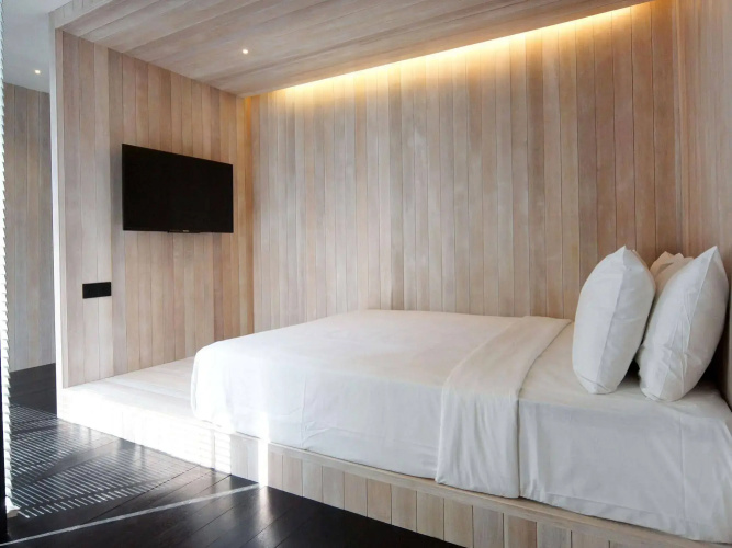 Container Hotel