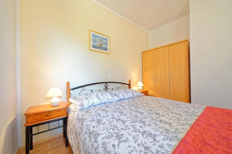 Apartments Klaudio