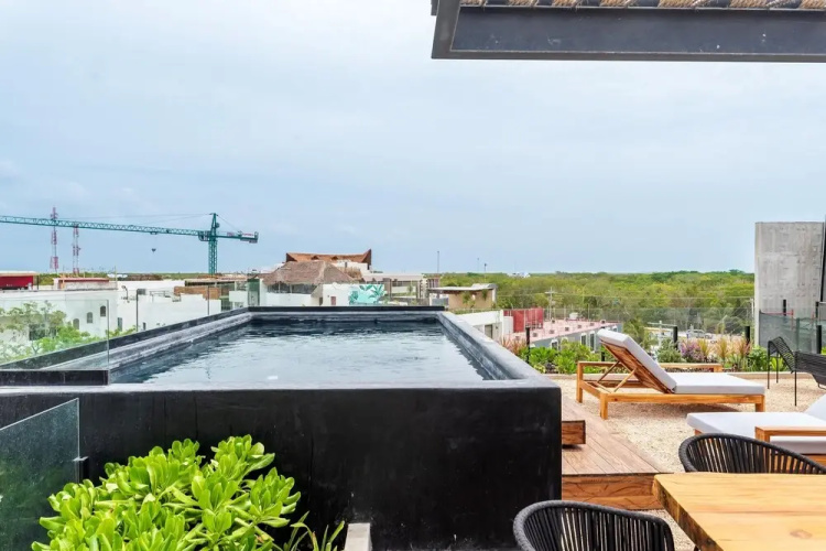 Penthouse With Balcony by Iik Tulum