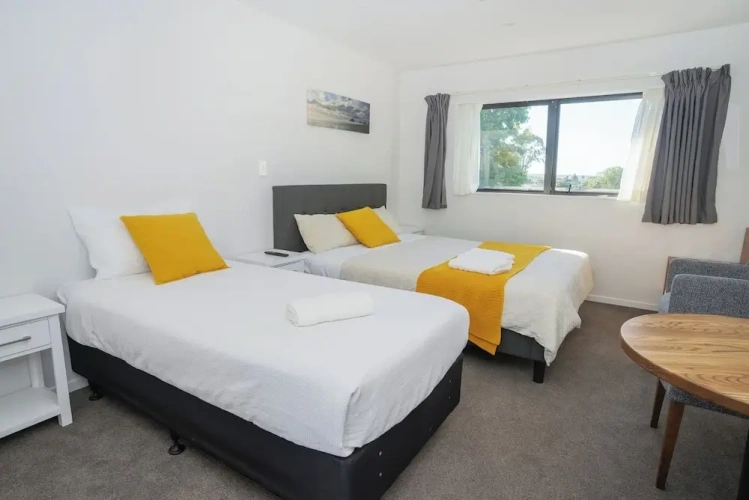 Deluxe Triple Studio with park view