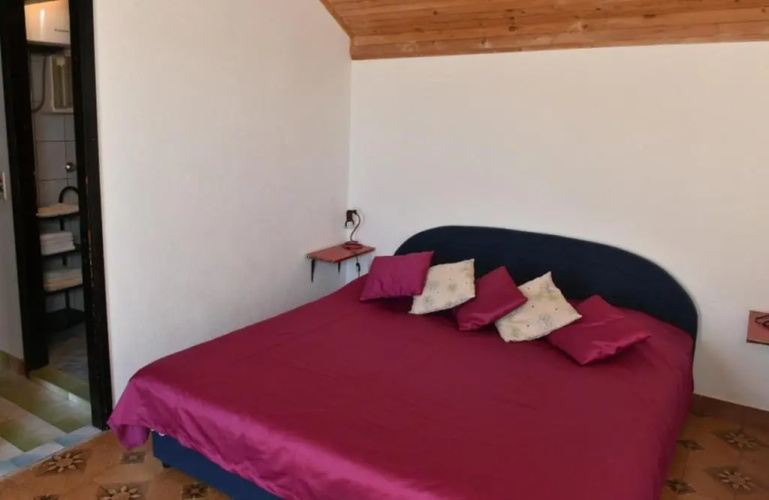 Apartment Ivo- 30m from the beach
