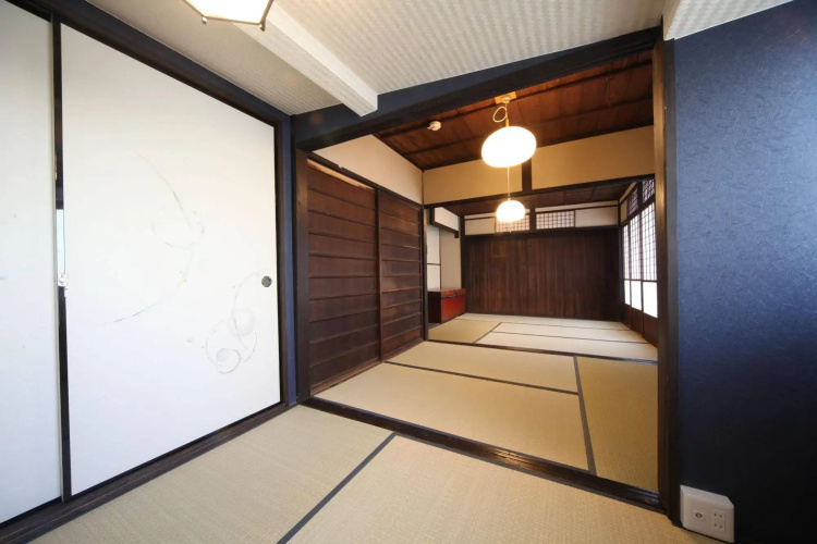 Is Jyurakutei