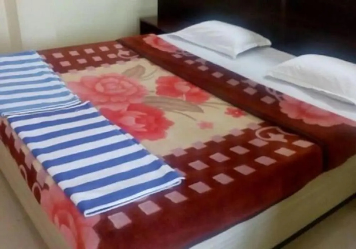 Iroomz VKG Complex