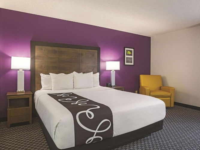 1 Bedroom Double Suite