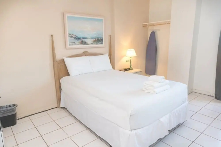 331 Studio Hollywood Beach