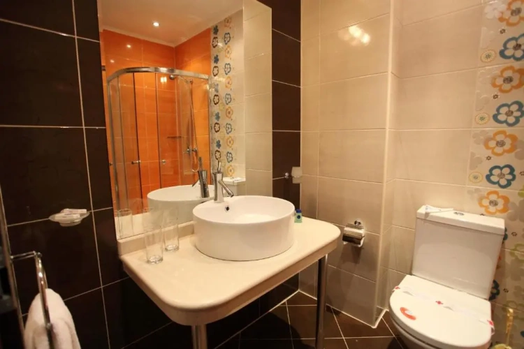 1 Bedroom Double Apartment