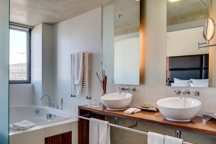 BAH Barcelona Airport Hotel photo 16