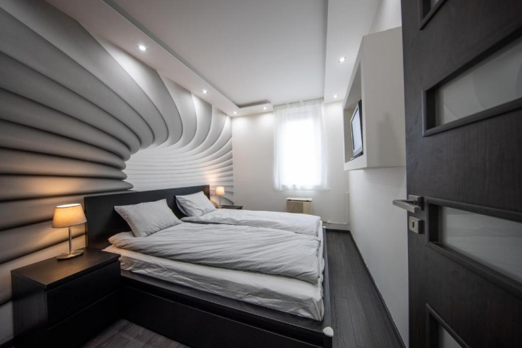 2 Bedrooms Double Apartment