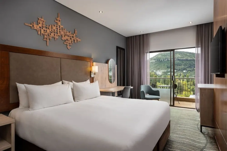 Deluxe Double room with balcony and with mountain view
