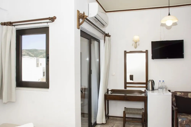 Argo Rooms