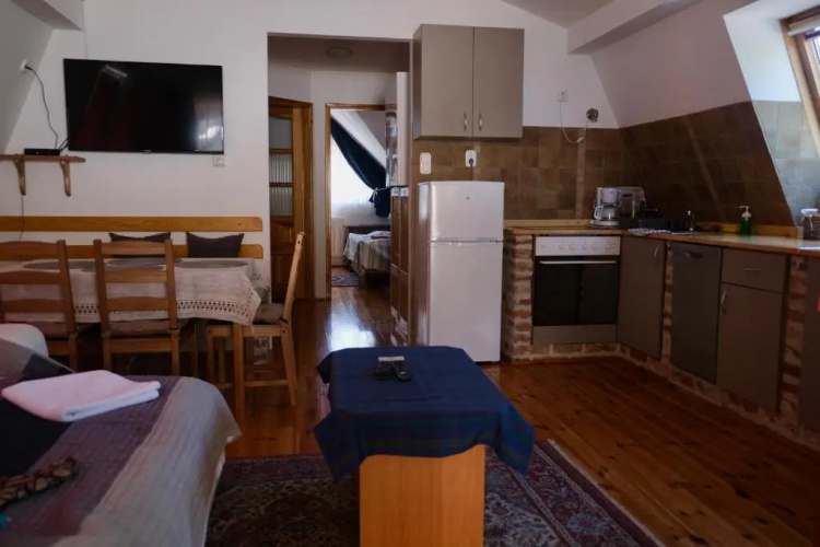 Ezüsthíd Apartman