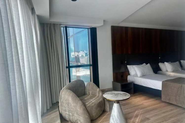 ONYX By Luna Hotel