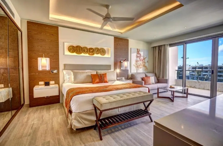 1 Bedroom Luxury Presidential Suite