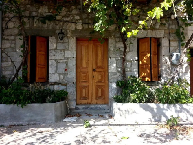 Stephania's Stone House