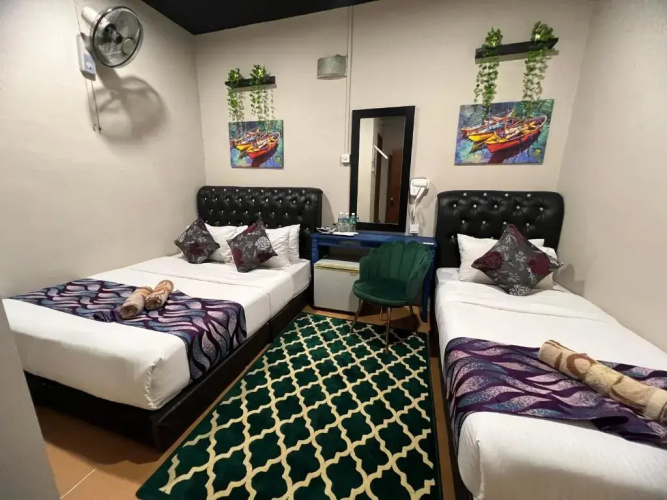 Ghazrin's Garuda Hotel