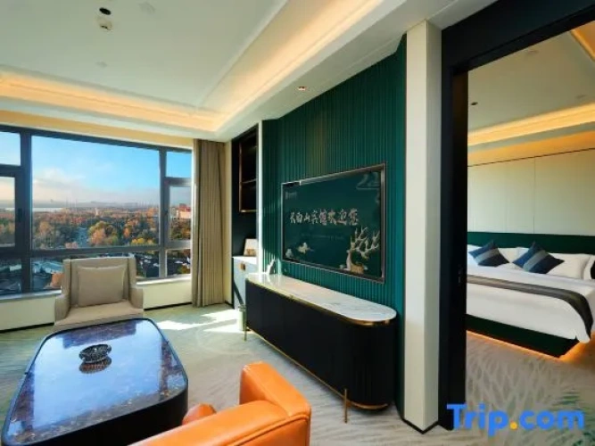 Double Suite with lake view