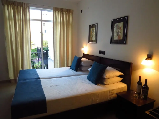 Standard Twin room with balcony