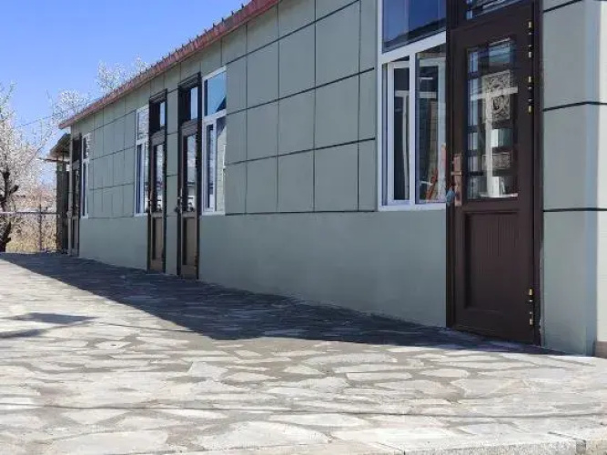 Jingbohu Jingyuan Farm House