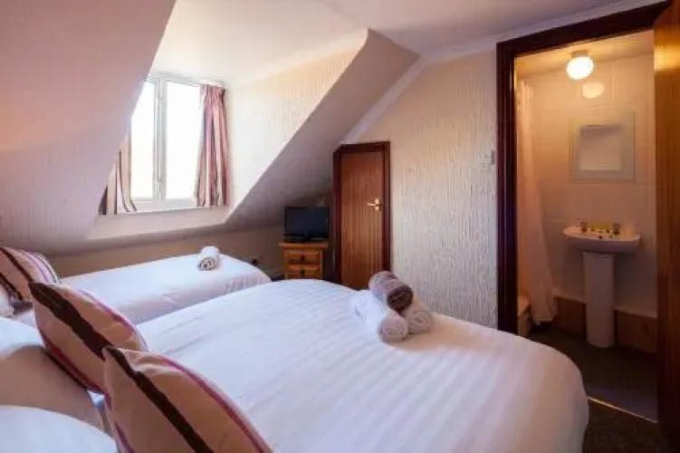 Seaview Hotel