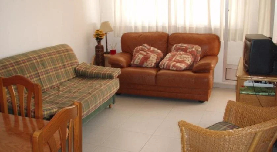 Apartamentos Irta Playa 3000