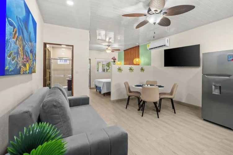 Deluxe Basement Villa with mountain view