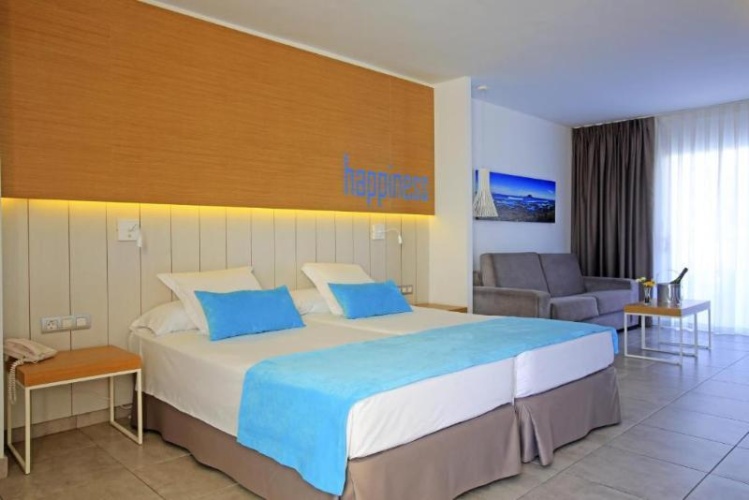 Deluxe Double room with pool view