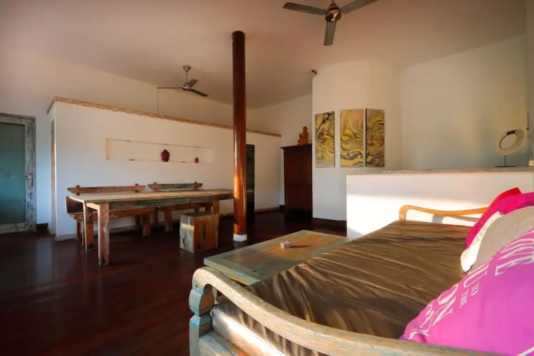 2 Bedrooms Suite with balcony