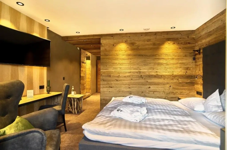 Deluxe Double room with balcony