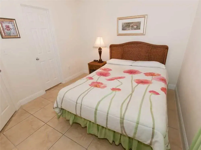 Lighthouse 304 - 3 Br condo by RedAwning