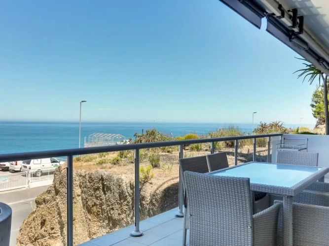 2 Bedrooms Apartment with balcony