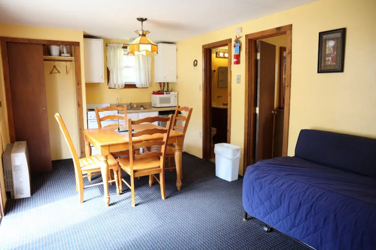 Villager Motel