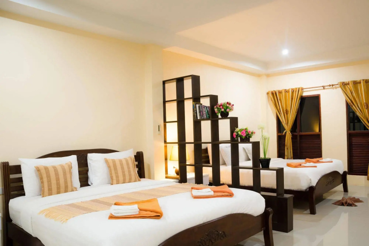Lanta Just Come Hotel (SHA Plus+)