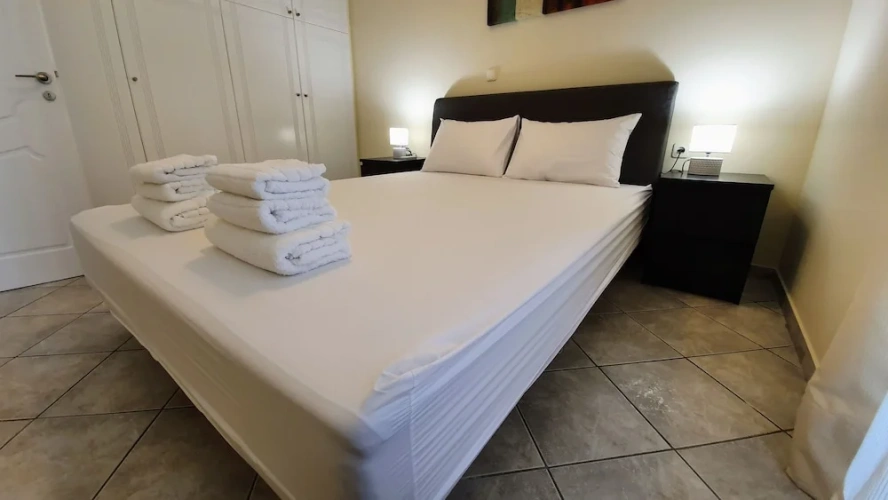 2 Bedrooms Deluxe Apartment