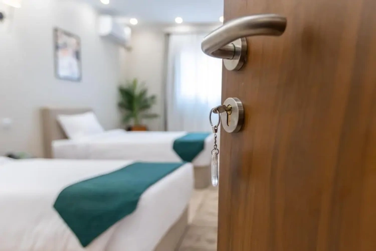 Standard Twin room