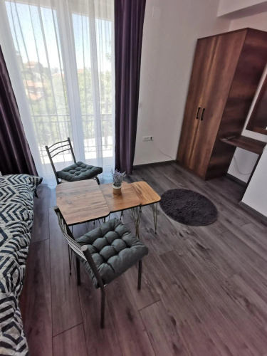 GOPO Guesthouse Elshani