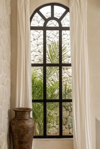 Luxe & Unique Honeymoon Bocami Suites- 2 by Azure