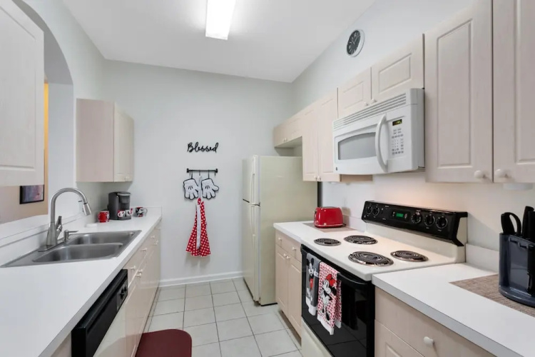 Windsor Palms 3 bed Condo in Gated Resort