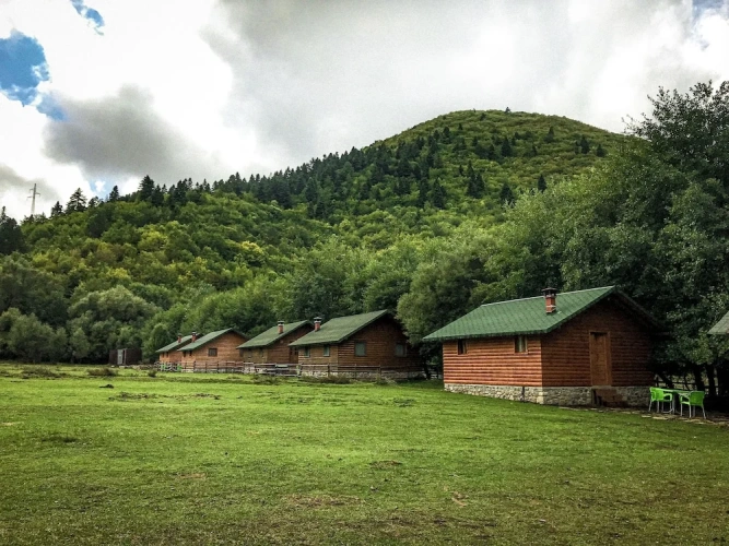 1 Bedroom Bungalow with view