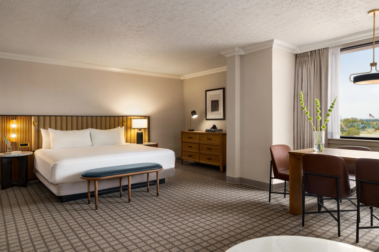 Crowne Plaza Louisville Airport Expo Ctr photo 7