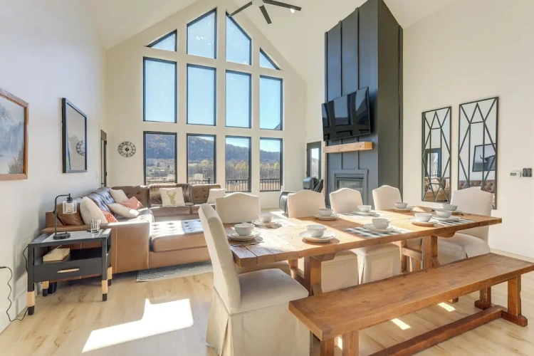 5 Bedrooms Cottage
