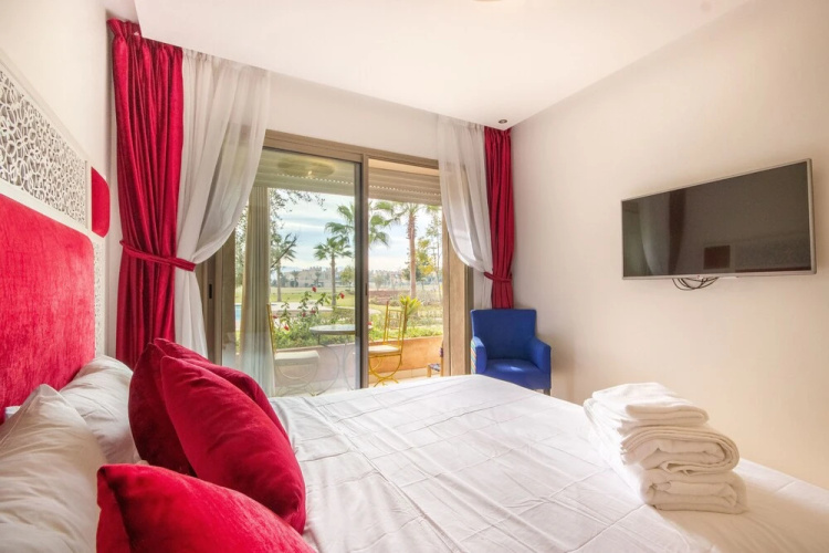 Family Only Golf City Flat
