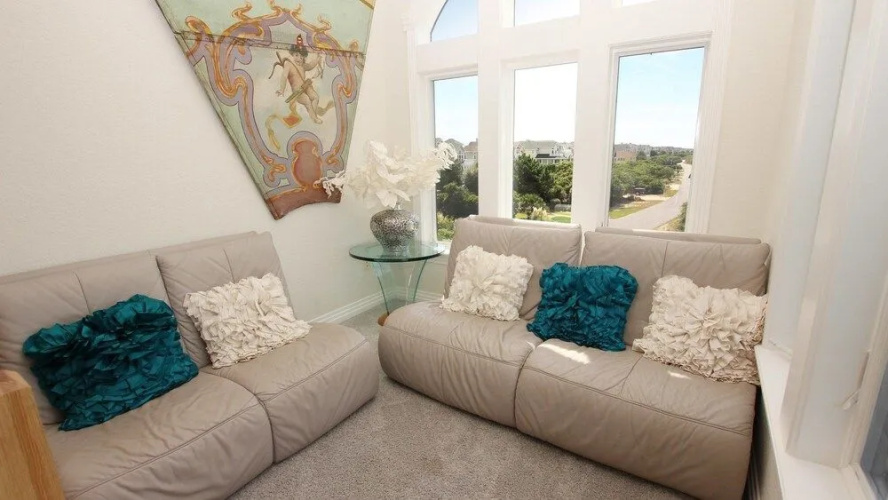 Treasure Island - 7 Br Home