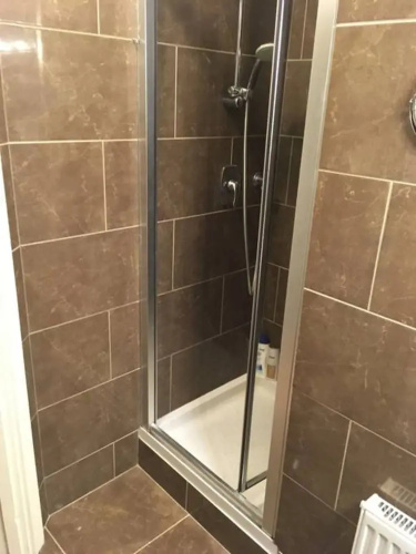 3 Bedroom House With Free Parking