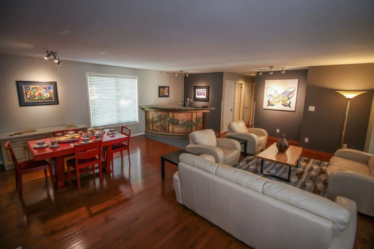 The Loyalist Bed & Breakfast