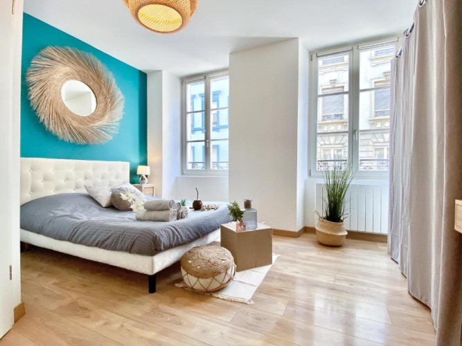 3 Bedrooms Apartment