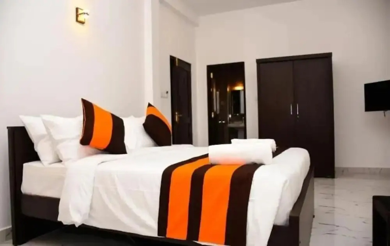 Mamma Raji Hotel